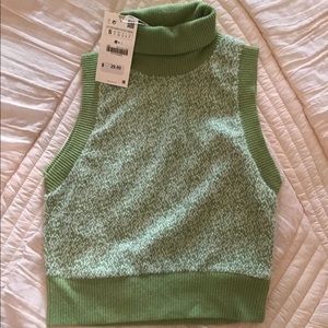 NWT. ZARA Green & White Sleeveless Turtleneck Tank Sweater